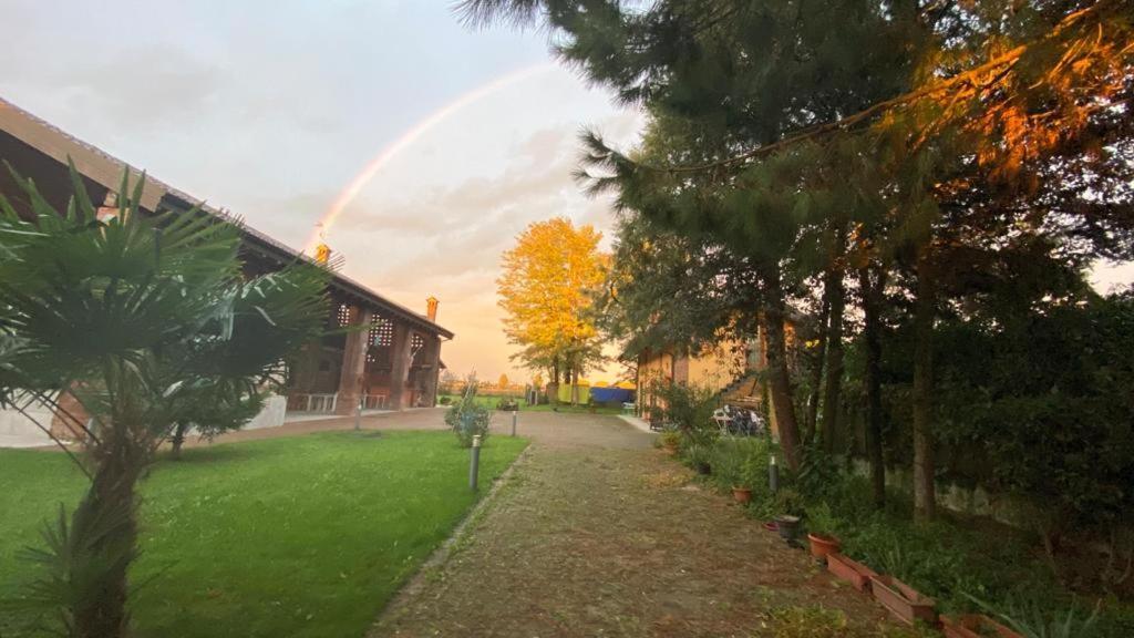 Antica Cascina B&B Borghetto Lodigiano Eksteriør bilde